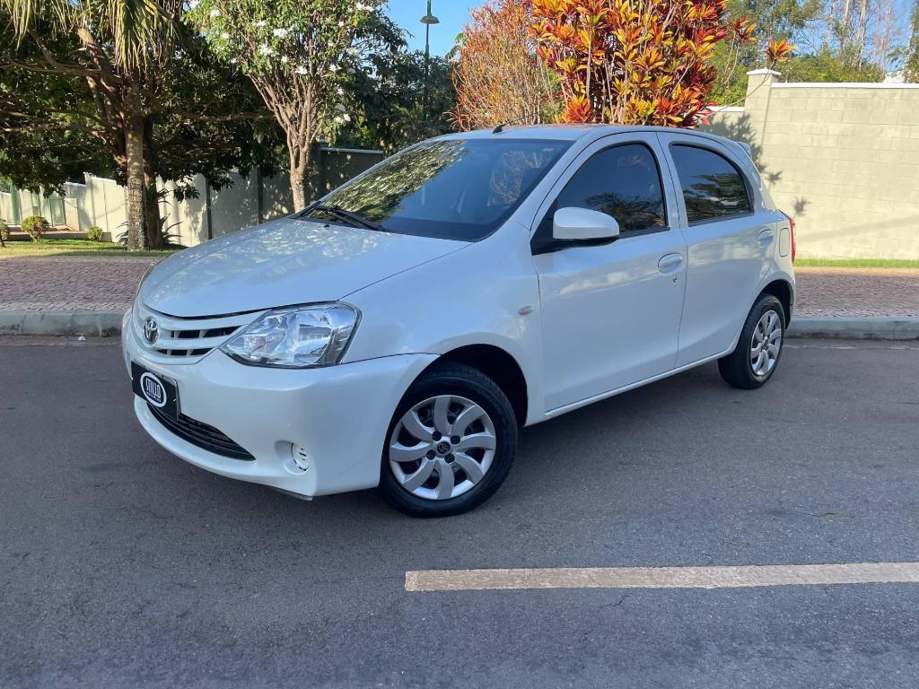 Toyota Etios 2015