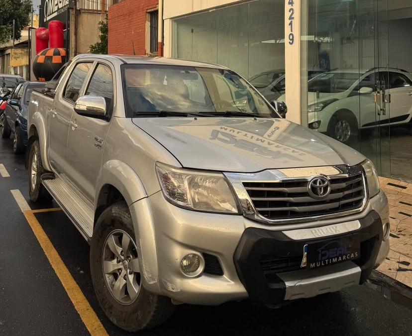 Toyota Hilux 2013