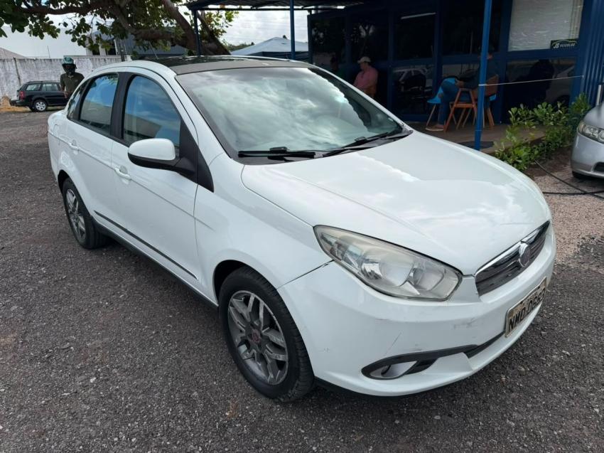 Fiat Grand Siena 2013