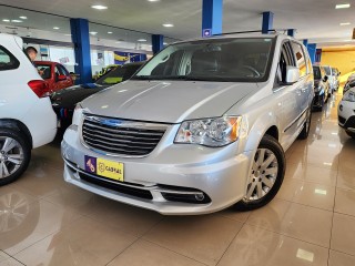 Foto do veículo Chrysler Town & Country 3.6 V6 Touring Auto