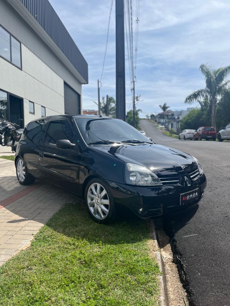 Renault Clio AUTHENTIQUE HI-FLEX 1.0 16V 3P 2012