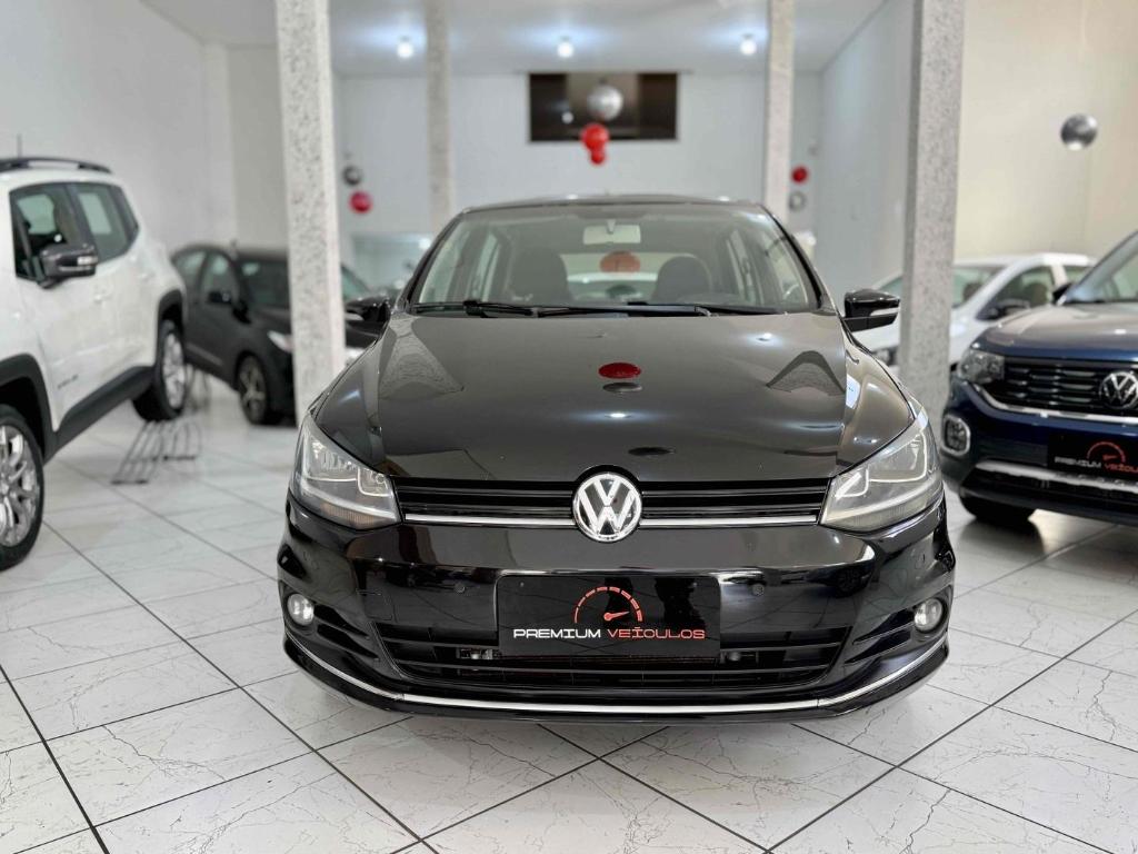 Volkswagen Fox 1.0 MI COMFORTLINE 8V FLEX 4P MANUAL 2017