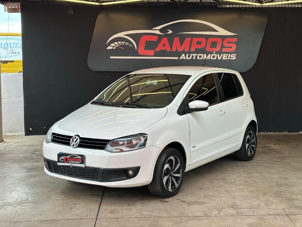 Volkswagen Fox 1.0 Tec Total Flex 2013