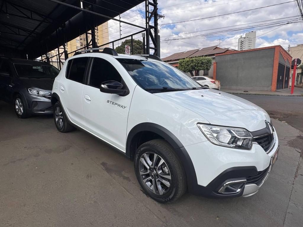 Renault Sandero SANDERO Intense Flex 1.6 16V 5p Aut. 2022