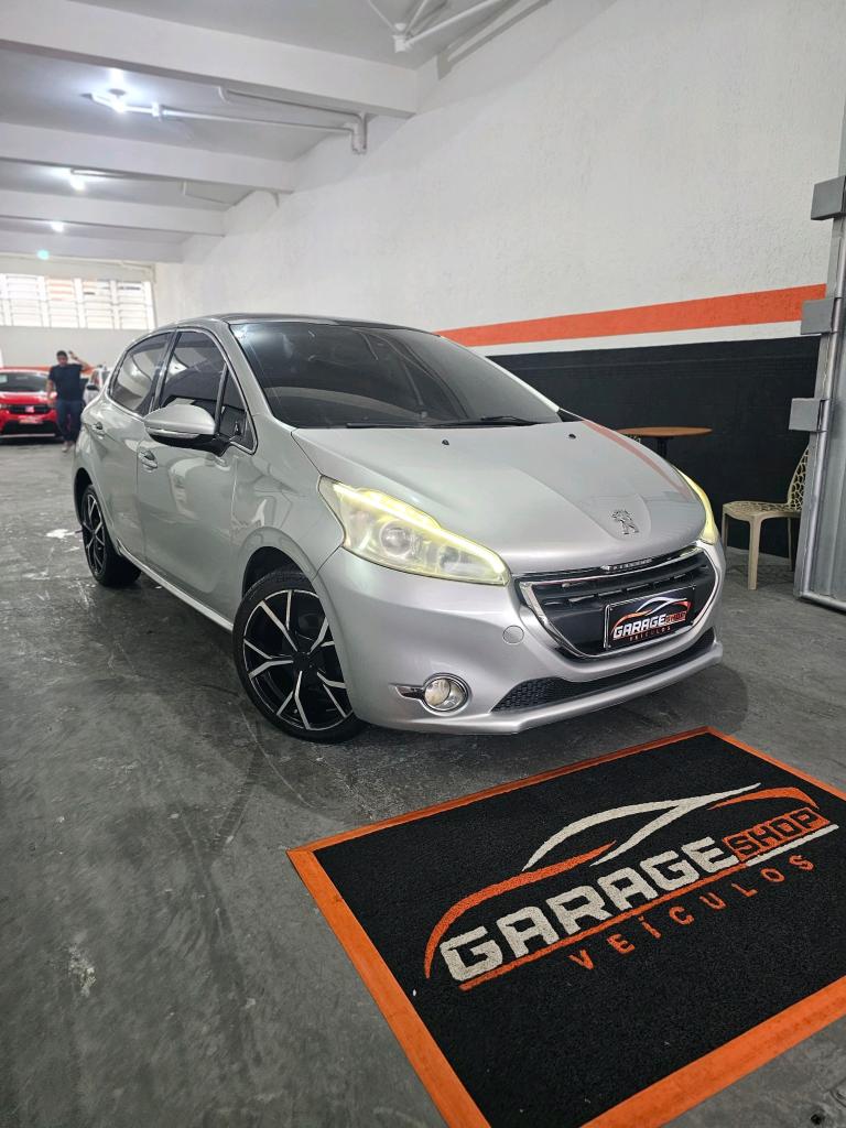 Peugeot 208 2014