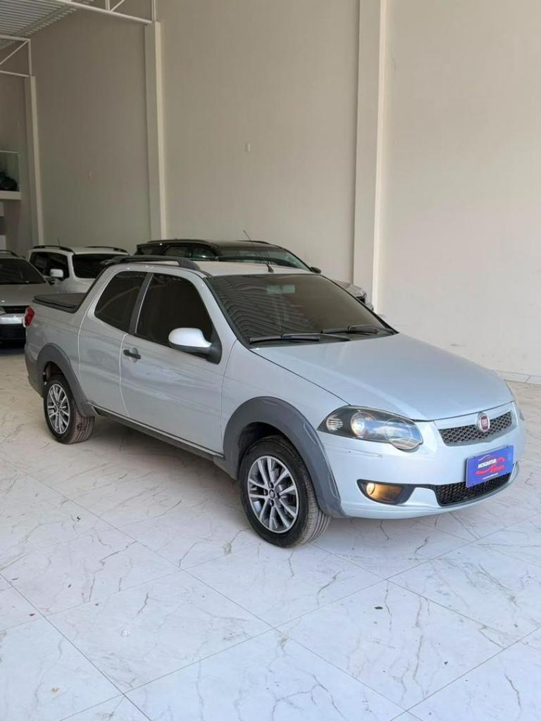 Fiat Strada CD TREKKING 1.6 16V FLEX 2016