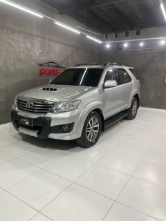 Foto do veículo Toyota Hilux Sw4 3.0 Tdi Srv 5l Auto 4wd