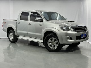 Foto do veículo Toyota Hilux 3.0 Srv 4x4 Cd 16v Turbo Intercooler 4p Automático