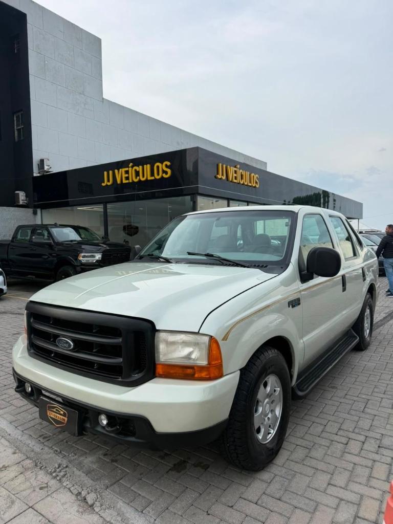 Ford F-250 F-250 Tropical 4.2 CE / CD Diesel TB 2001