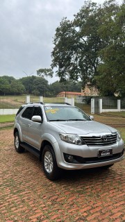 Foto do veículo Toyota Hilux 2.7 Sr 4x2 Cd 16v4p Automático