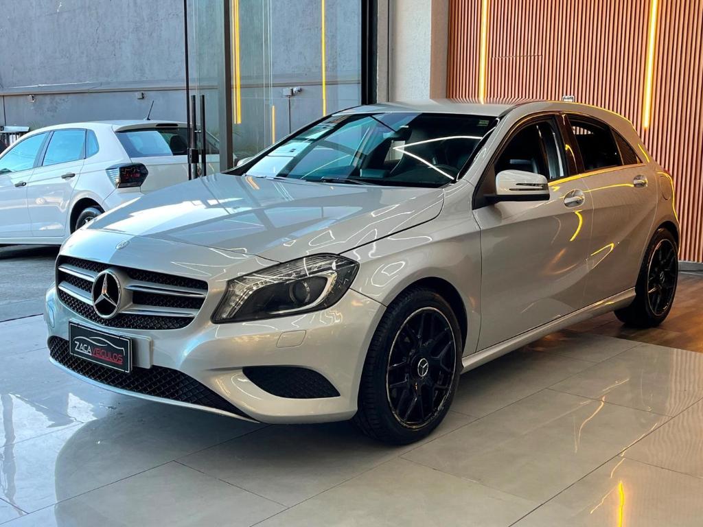 Mercedes-Benz A 200 2015