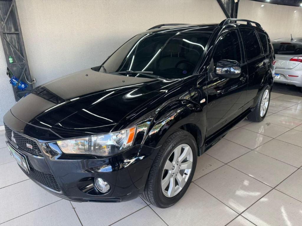 Mitsubishi Outlander 2.0 COMFORT 16V GASOLINA 4P AUTOMÁTICO 2013