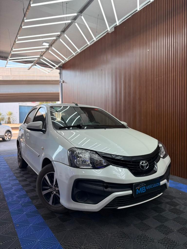 Toyota Etios ETIOS X 1.3 Flex 16V 5p Mec. 2021