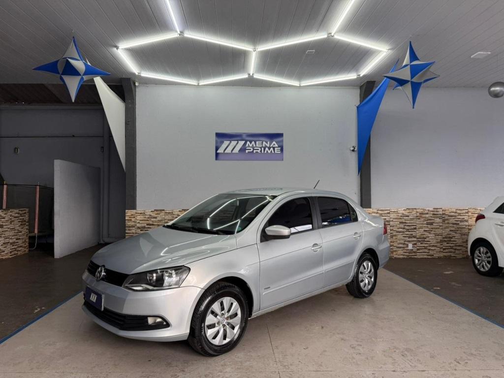 Volkswagen Voyage 2014