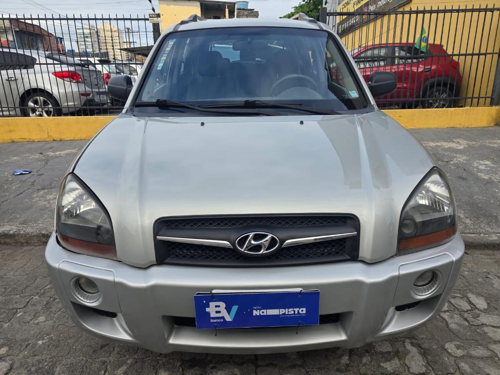 Hyundai Tucson (NAC) GL 4X2 2.0 16V MT 2011