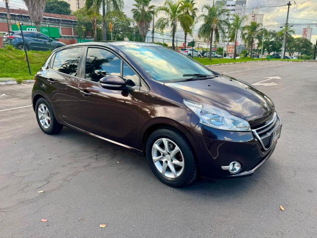 Peugeot 208 2015