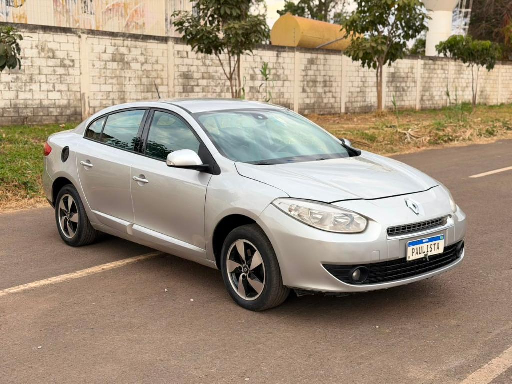 Renault Fluence DYNAMIQUE 2.0 CVT FLEX 2012