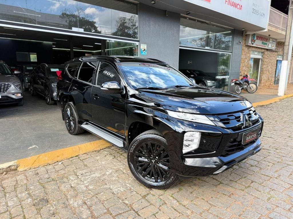 Mitsubishi Pajero SPORT LEGEND BLACK 4X4 2.4 TB AT 2025