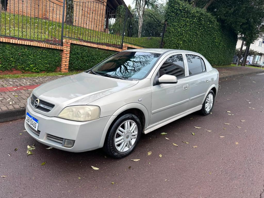 Chevrolet Astra Astra 2.0/ CD 2.0 8V 3p Aut. 2004