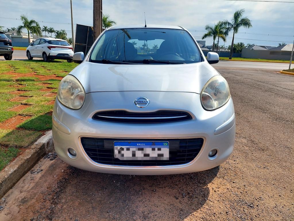 Nissan March 1.0 16v Flex S
