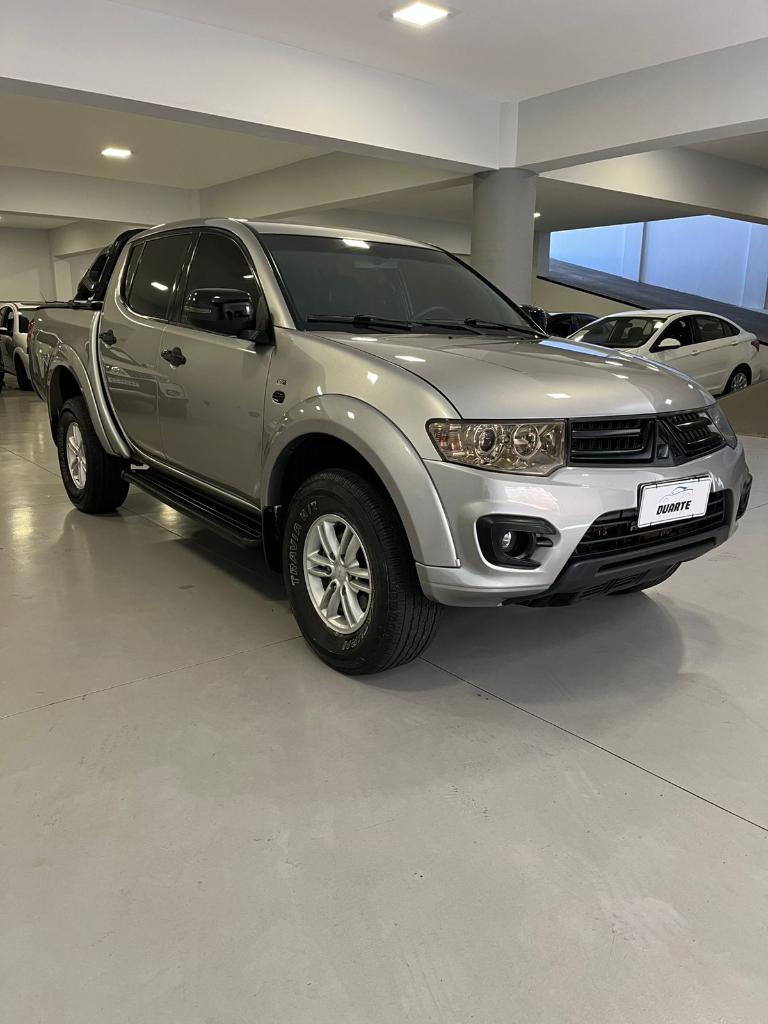 Mitsubishi L200 HPE 3.5 CD V6 24V FLEX AUT. 2017