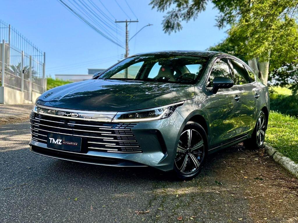 BYD King 1.5 DM-I PHEV GS AUTOMÁTICO 2025