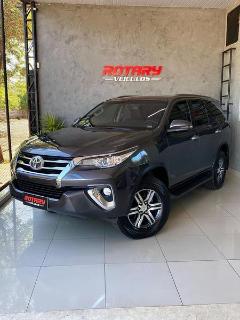 Foto do veículo Toyota Hilux Sw4 Srv 4x2 2.7 Flex 16v Aut.