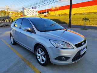 Foto do veículo Ford Focus 2.0 16v/se/se Plus Flex 5p Aut.