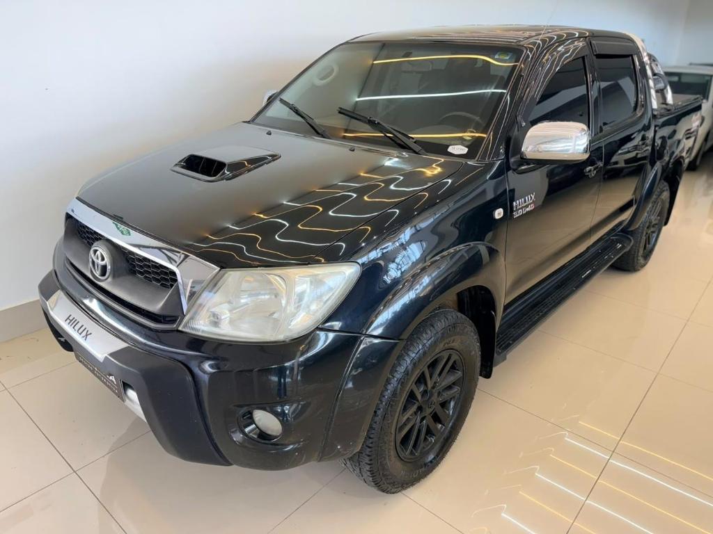 Toyota Hilux HILUX CD SRV D4-D 4X4 3.0 TDI DIESEL AUT 2011