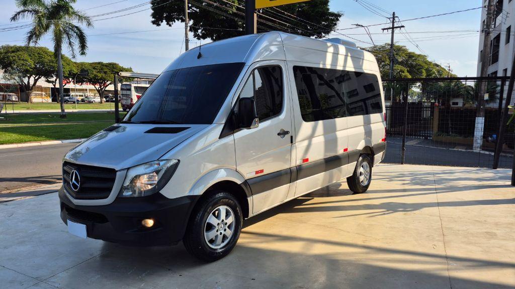 Mercedes-Benz Sprinter 2.1 Cdi 415 Van 15+1 Luxo 2017