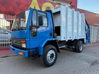 Foto do veículo Ford Cargo 1415 3-eixos 2p (diesel)