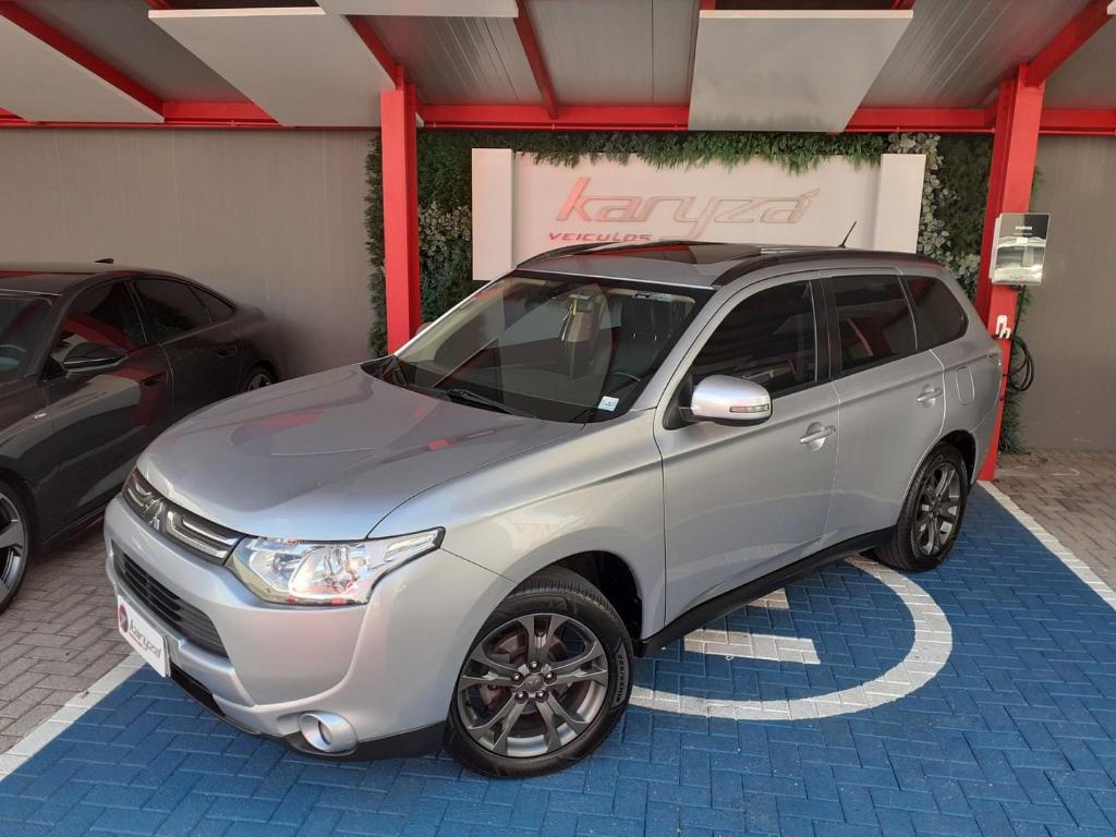 Mitsubishi Outlander OUTLANDER 2.0 16V 160cv Aut. 2014