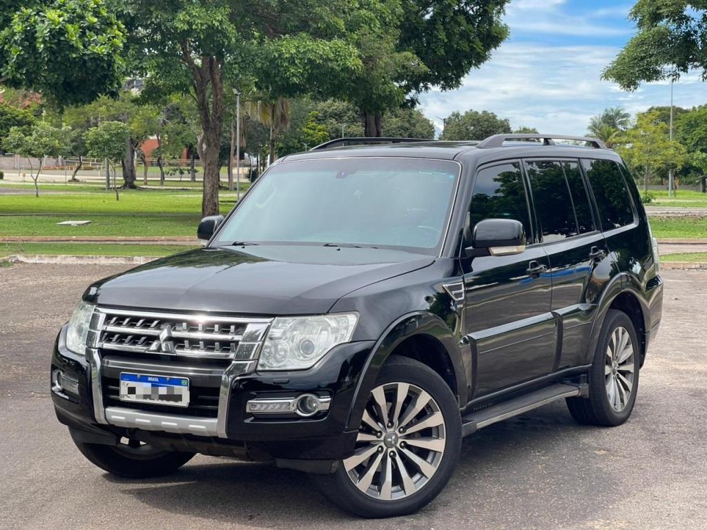 Mitsubishi Pajero 2016