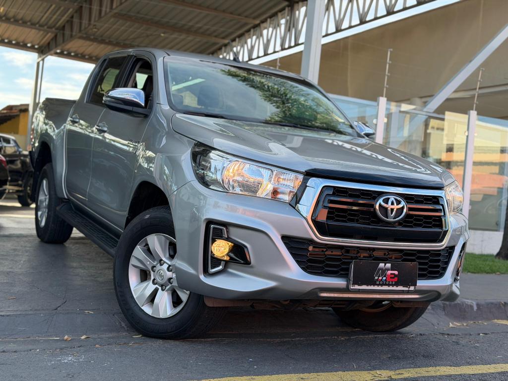 Toyota Hilux HILUX CD SR 4X2 2.7 16V/2.7 FLEX AUT. 2020