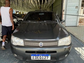 Foto do veículo Fiat Siena Hlx 1.8 Mpi Flex 8v 4p