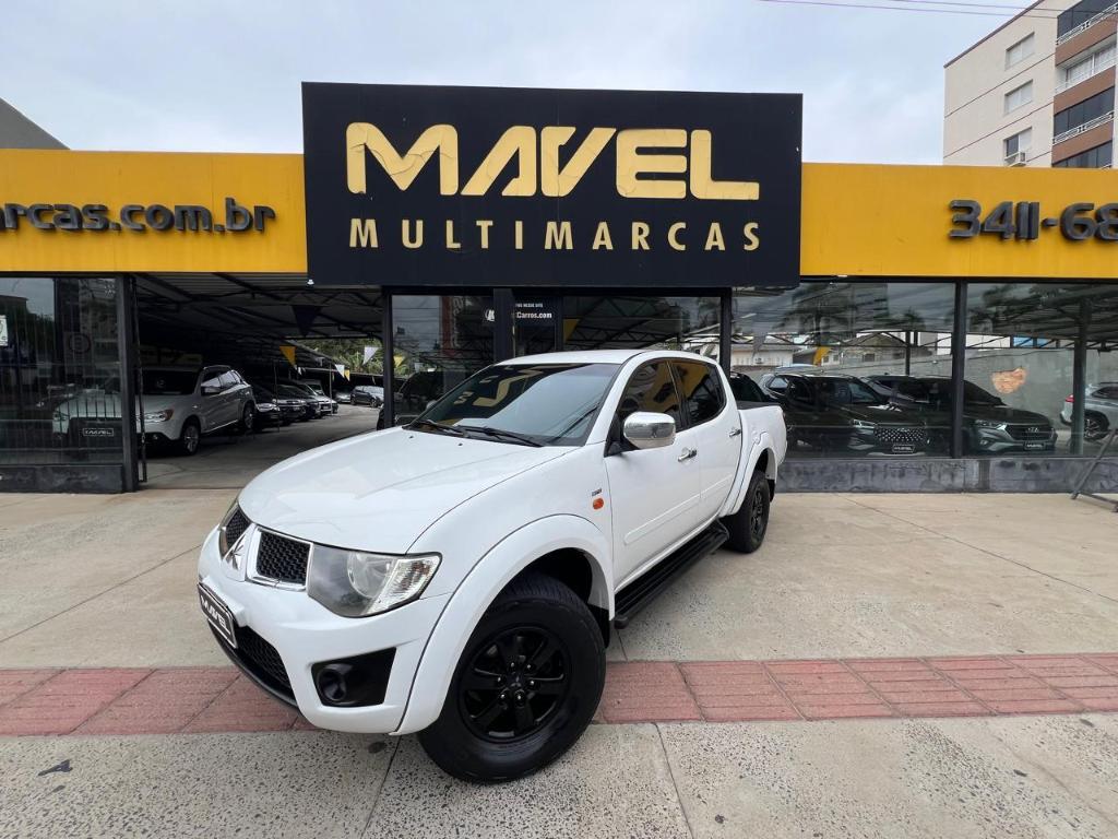 Mitsubishi L200 2012
