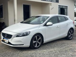 Foto do veículo Volvo V40 2.0 T4 Dynamic Auto