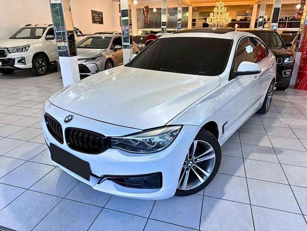 BMW 320I 2016