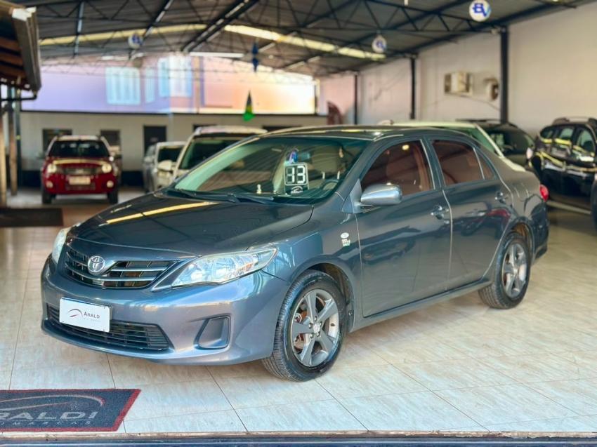 Toyota Corolla Corolla GLi 1.8 Flex 16V Mec. 2013