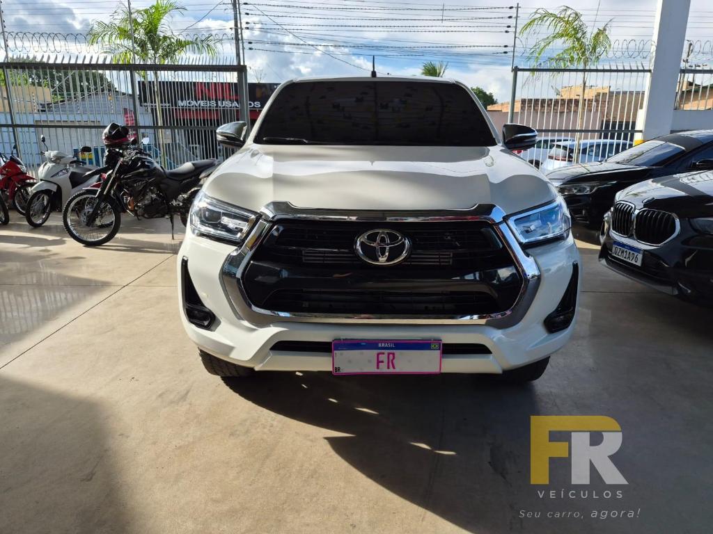Toyota Hilux Hilux CD SRV 4x4 2.8 TDI Diesel Aut. 2025