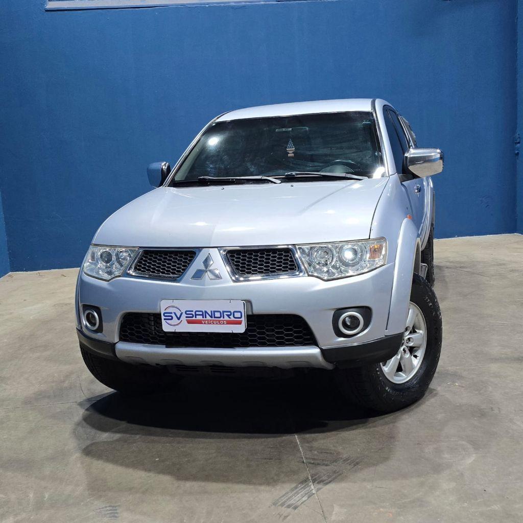 Mitsubishi L200 L200 Triton HPE 3.2 CD TB Int.Diesel Aut 2013