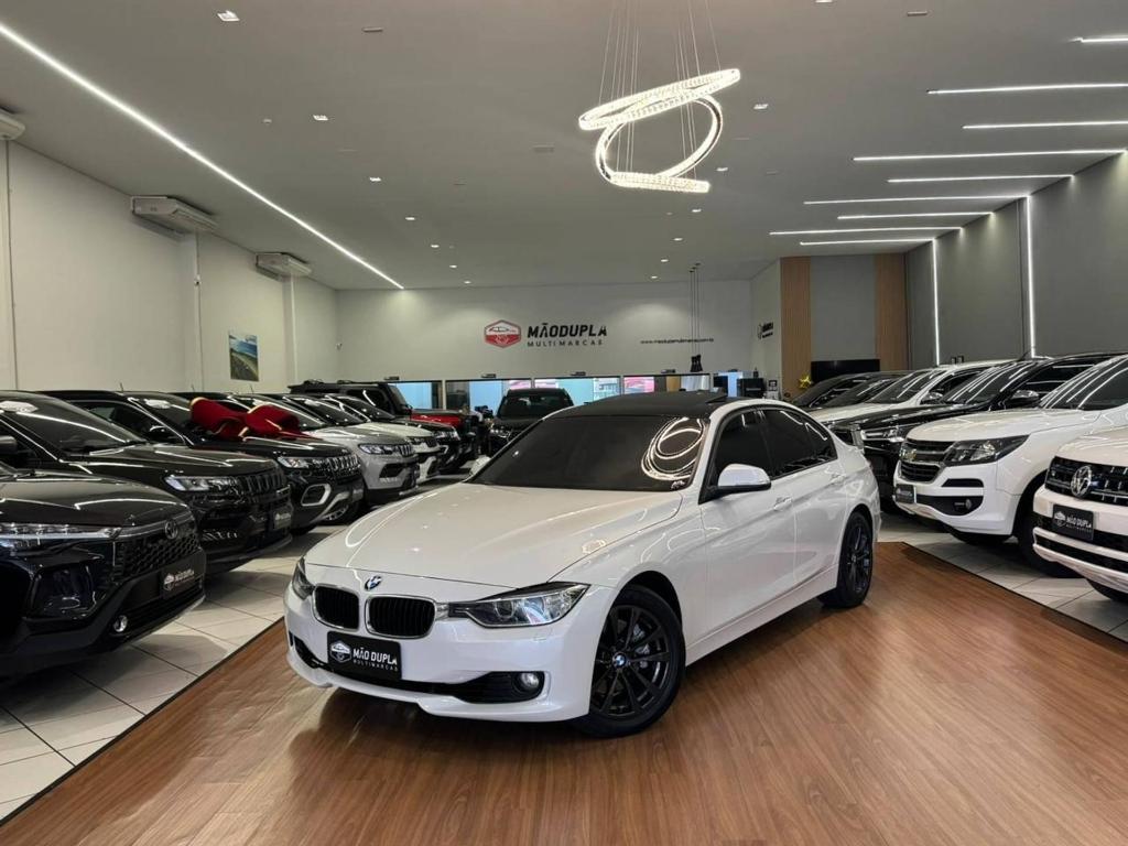 Bmw Series 3 2.0 328i Gran Turismo M Sport Auto - Automática