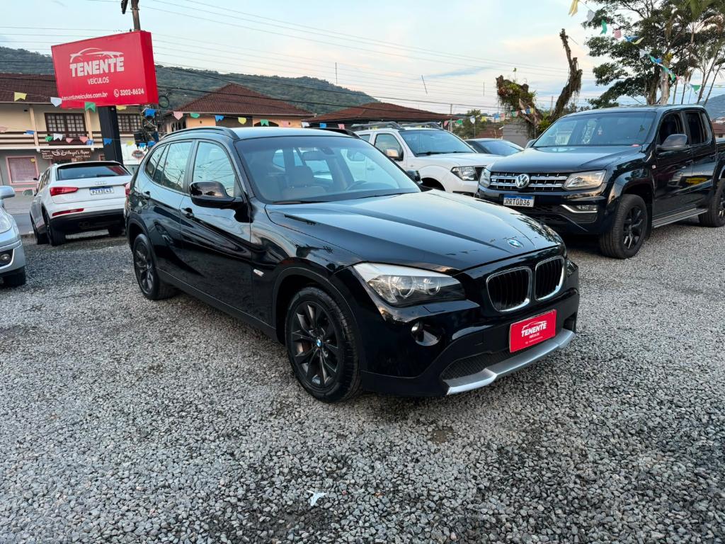 Bmw X1 2.0 Sdrive18i Top Auto - Automática
