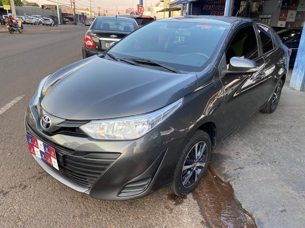 Toyota Yaris 1.5 16V FLEX SEDAN XL LIVE MULTIDRIVE 2021