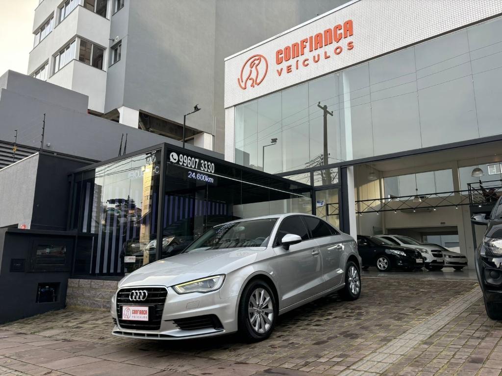 Audi A3 1.4 TFSI SEDAN ATTRACTION 16V GASOLINA 4P S-TRONIC 2014