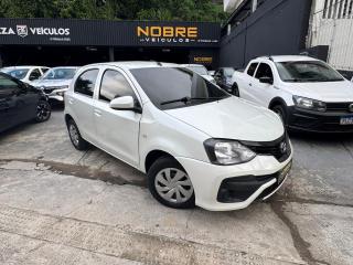 Foto do veículo Toyota Etios 1.3 X