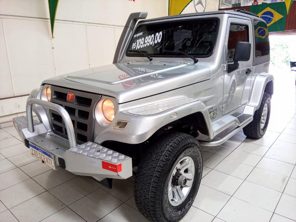 Troller T-4 2014