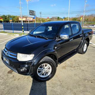 Foto do veículo Mitsubishi L200 Triton 3.2 Did-h Hpe Auto 4wd