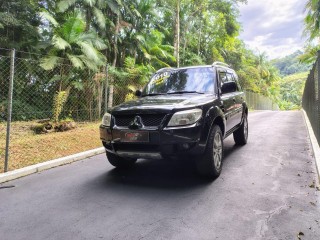 Foto do veículo Mitsubishi Pajero Tr4 2.0/2.0 Flex 16v 4x4 Mec.