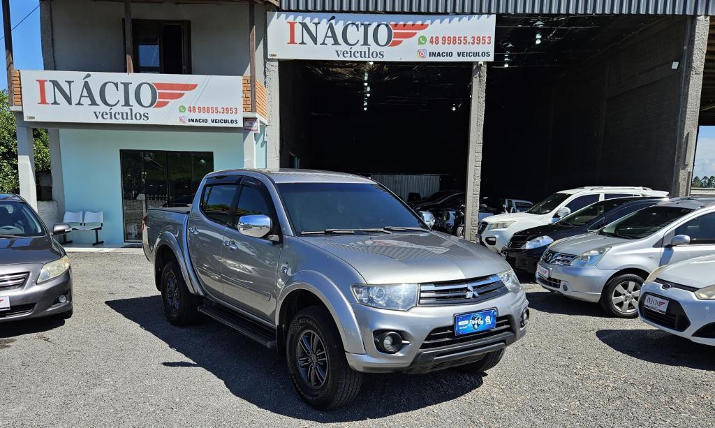 Mitsubishi L200 L200 Triton HPE 3.5 CD V6 24V Flex Aut. 2015